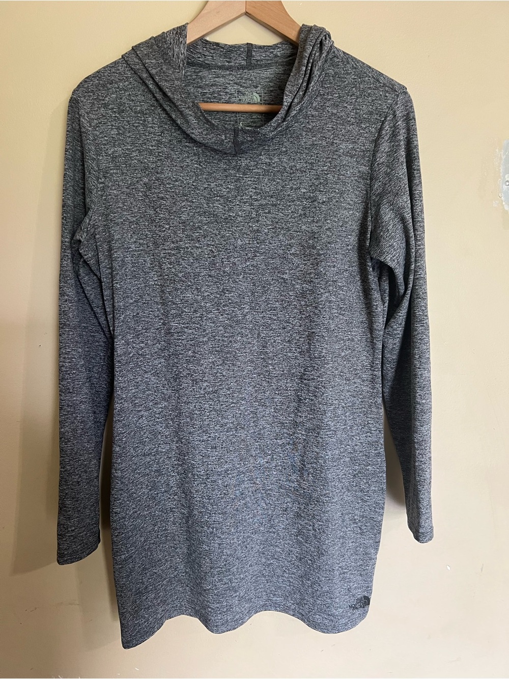 The North Face Women's Long Sleeve Hooded Shirt/Dress - Heather Gray